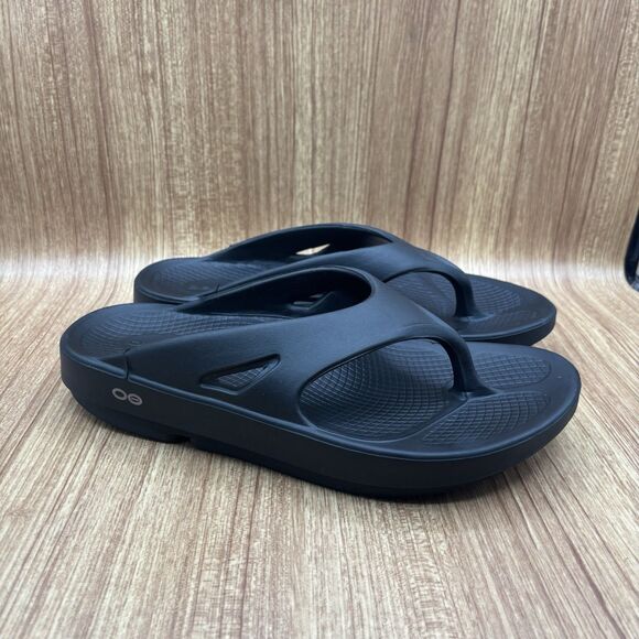 Oofos Ooriginal Thong Black Flip Flop Recovery Sandals Men’s 9 Womens Sz 11 - Picture 1 of 7